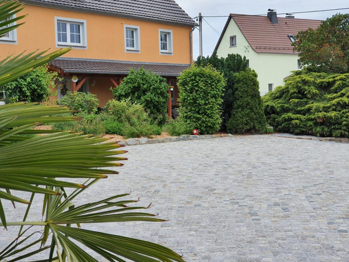 Doberschuetzer Hof Apartment เบาท์เซน ภายนอก รูปภาพ